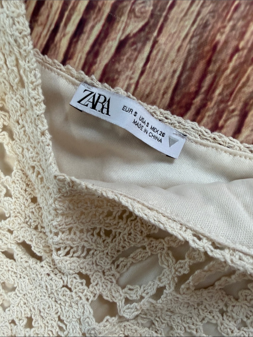 Zara Cream Crochet Lace Romper with V-Neck - Picture 3 of 9